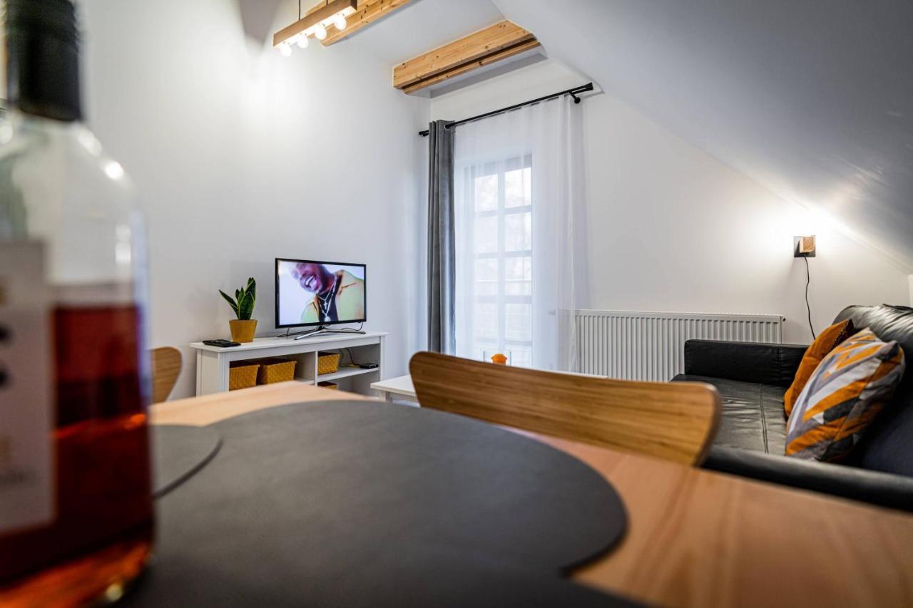 Apartamenty Ustronne Lisciasta Екстериор снимка