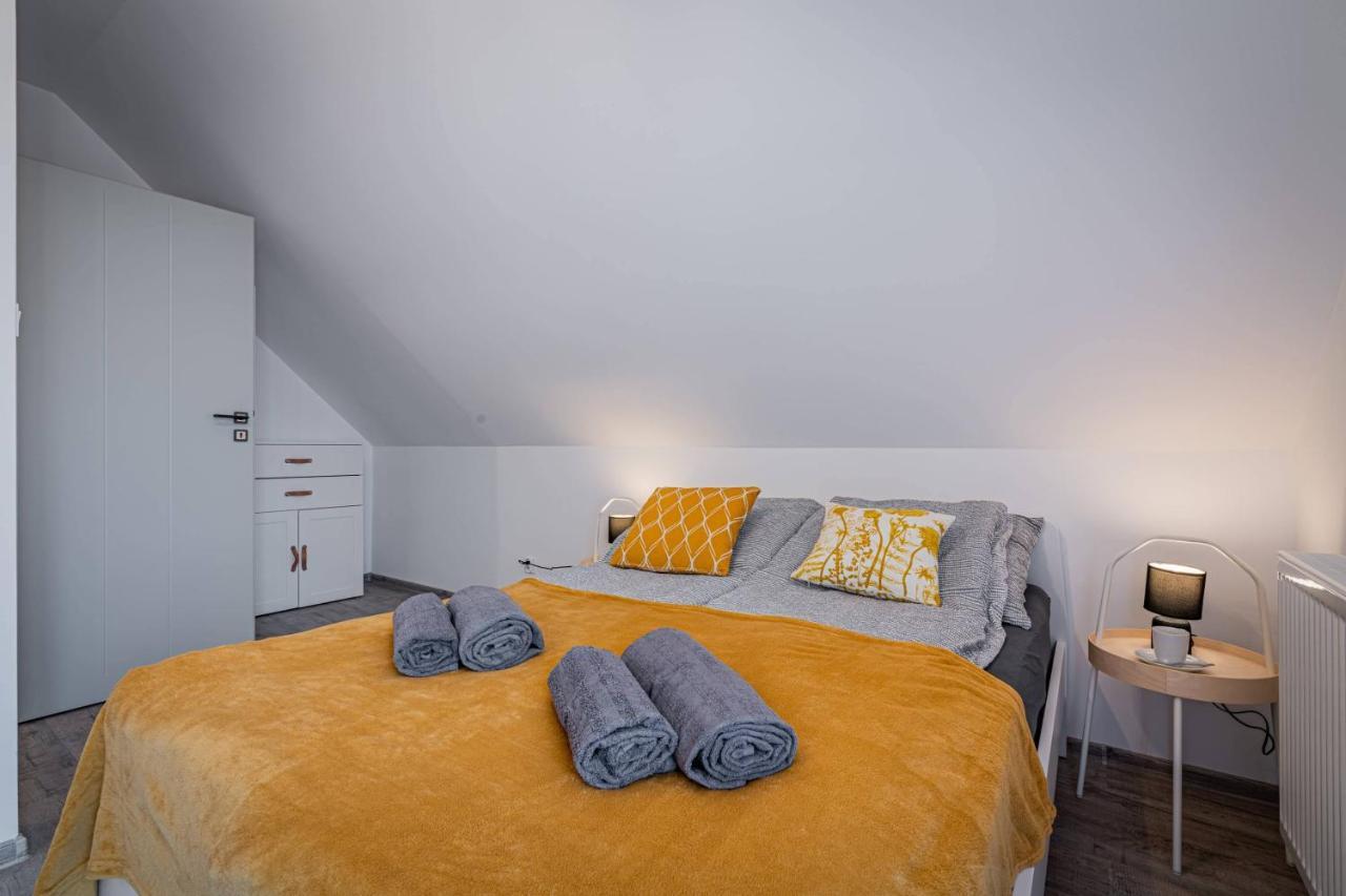 Apartamenty Ustronne Lisciasta Екстериор снимка